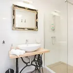 Teatro Apartment *