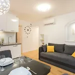 Apartment Teatro *