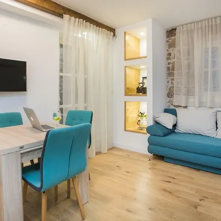 Teatro Apartment