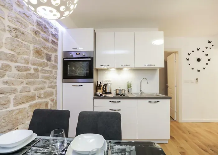 Apartament Teatro Szybenik